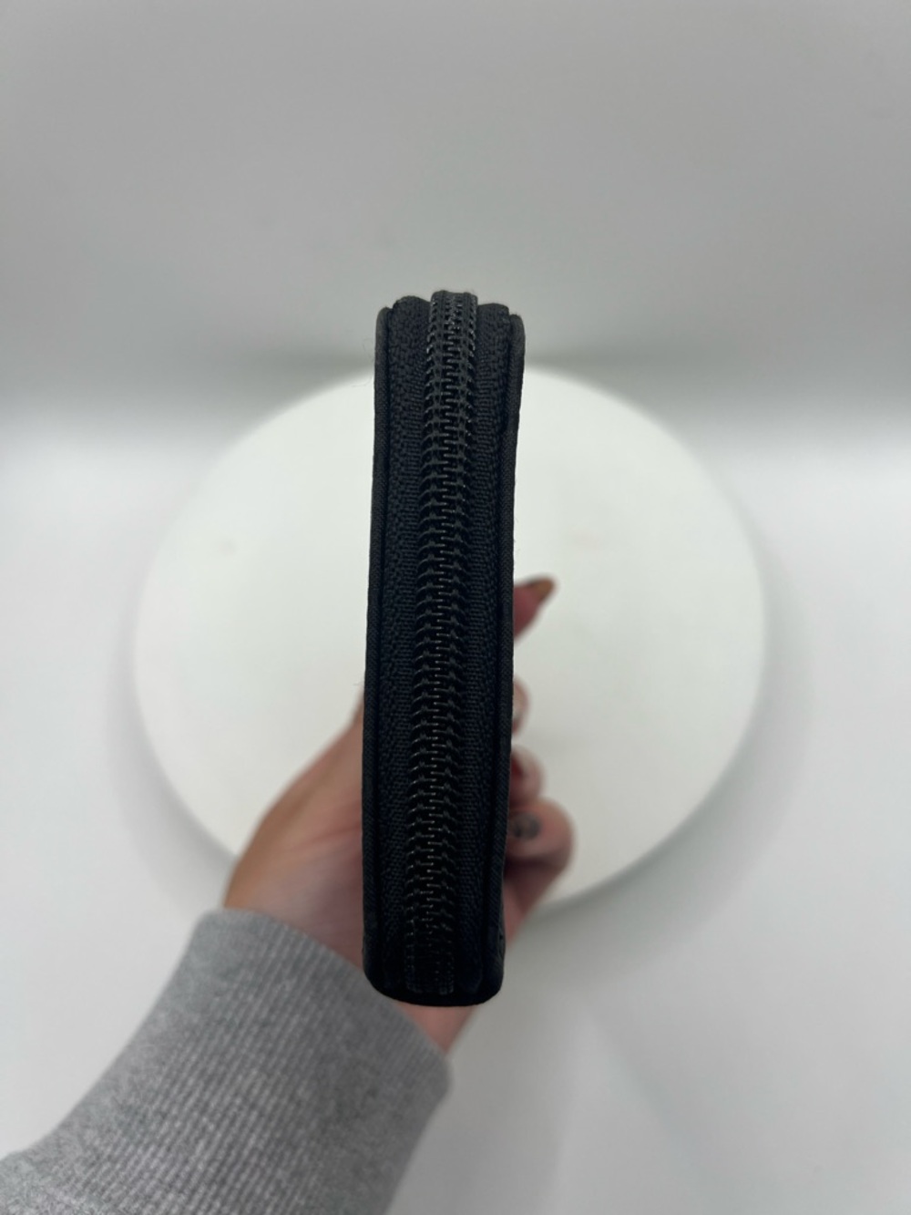 7049. Authentic Gucci Black GG Canvas Zip Around Bifold Wallet. - Picture 7 of 16